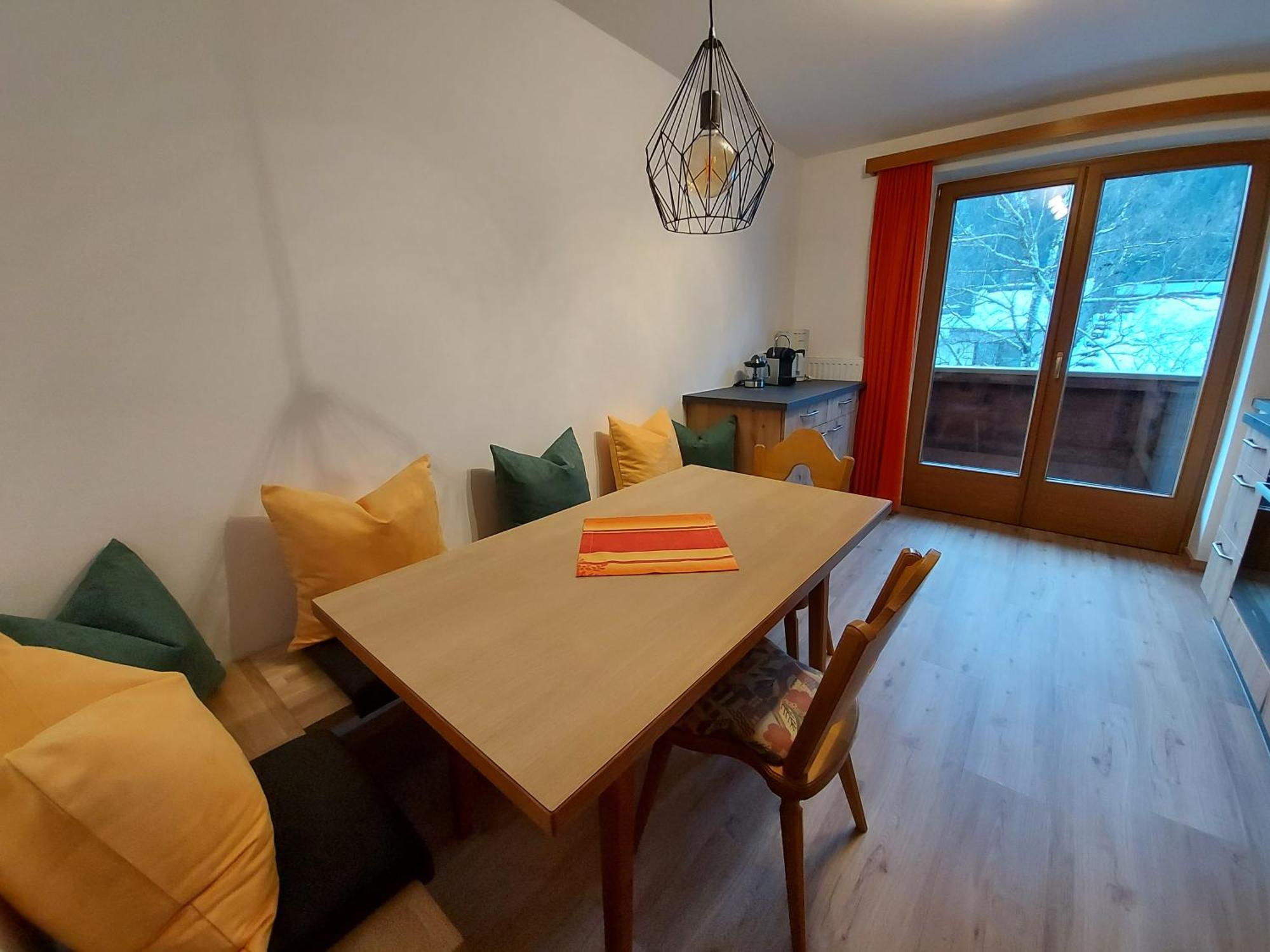 Hotel Haus Monika Und Haus Claudia à Mayrhofen Extérieur photo
